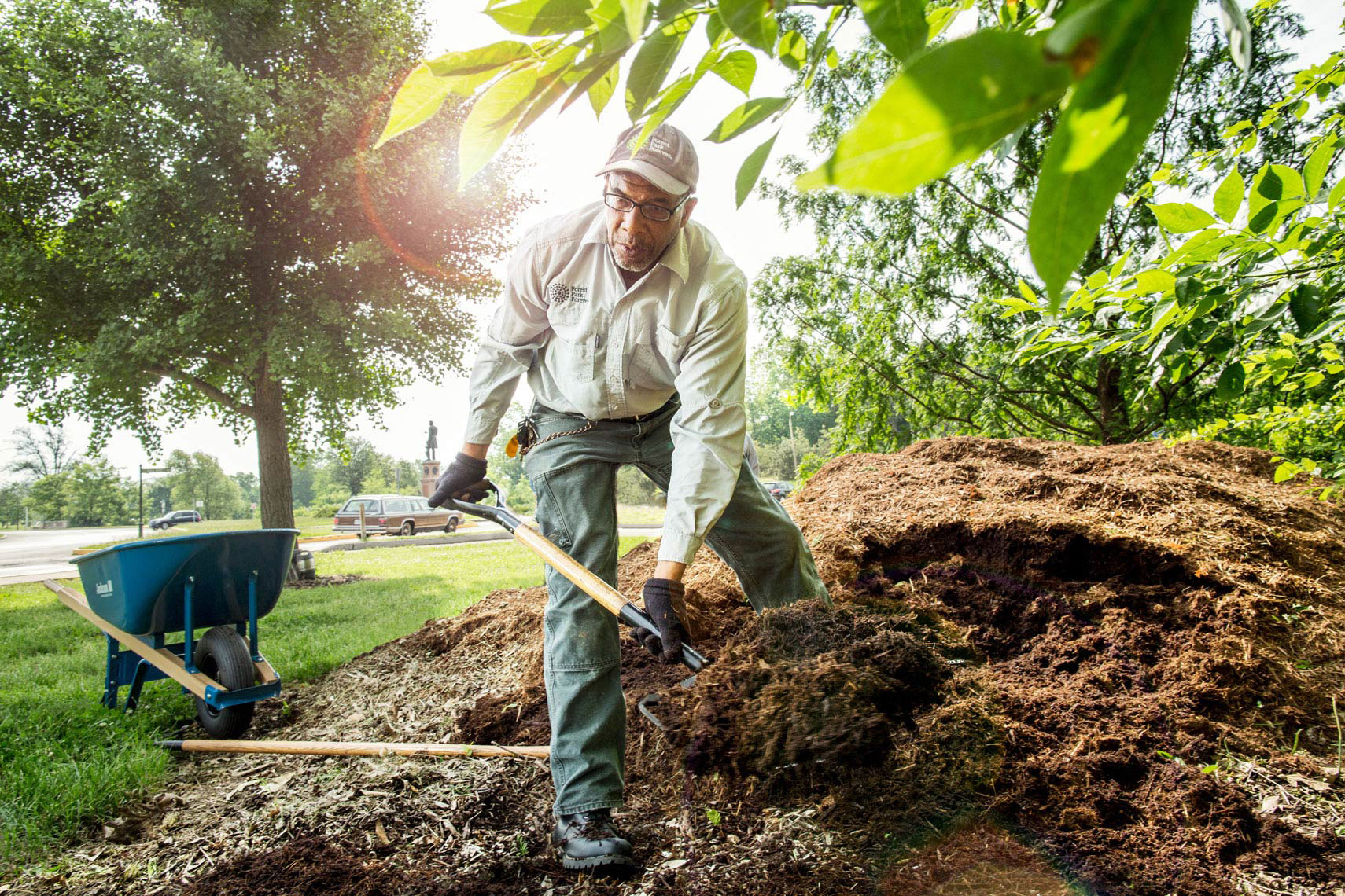 forest-park-worker